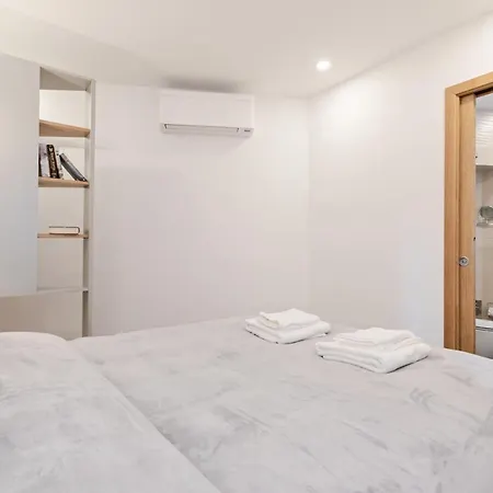 Ciancaleoni Duplex Casa Dell'artista - Monti Apartment