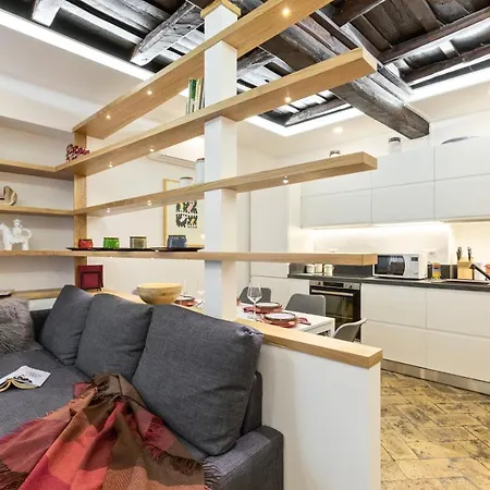 Apartment Ciancaleoni Duplex Casa Dell'artista - Monti *